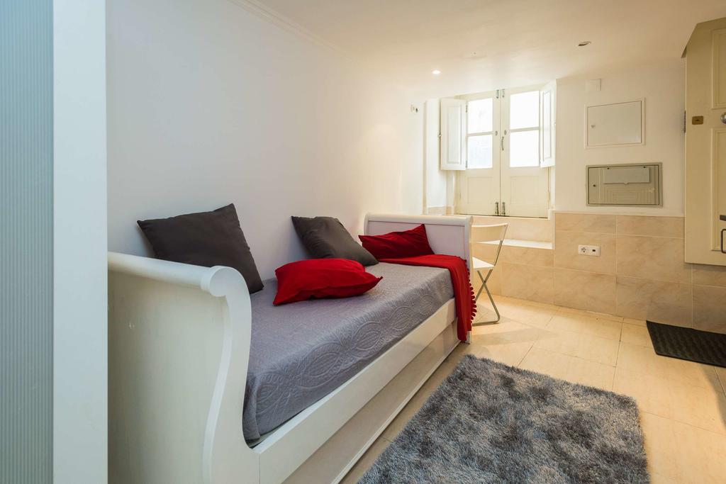 Ferienwohnung Low Cost - Historic City Center Rc Lisboa Exterior foto